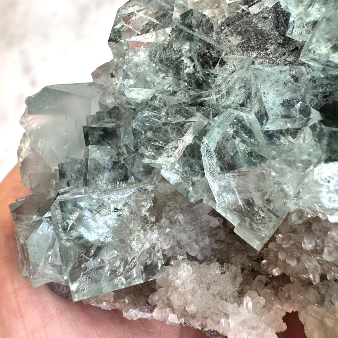 シャンファーリン　ブルーフローライト　原石