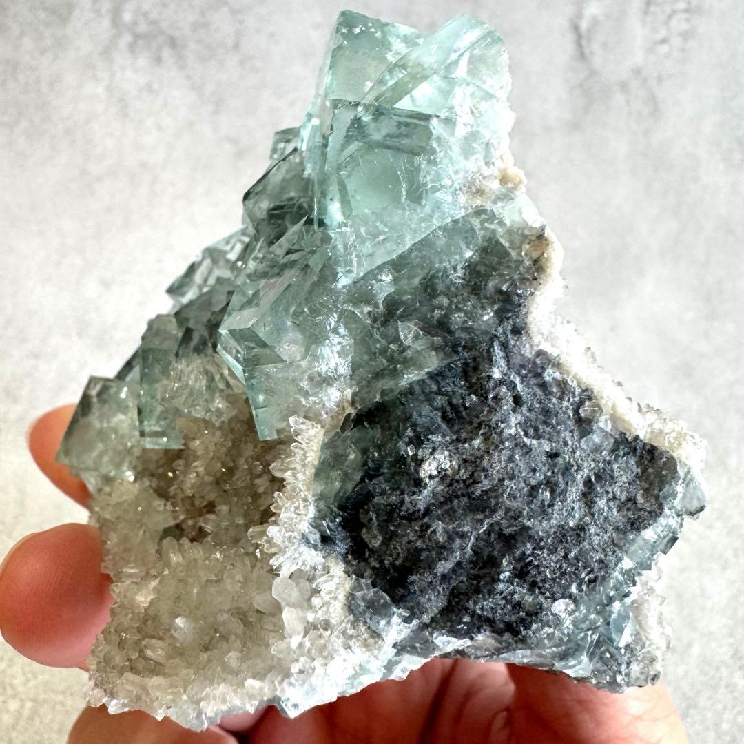 シャンファーリン　ブルーフローライト　原石