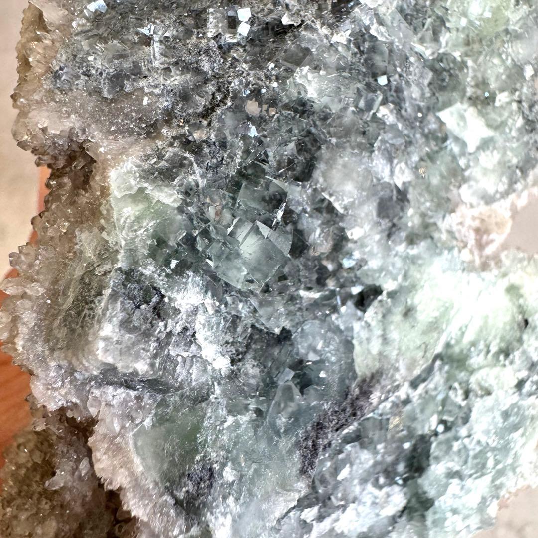 シャンファーリン　ブルーフローライト　原石