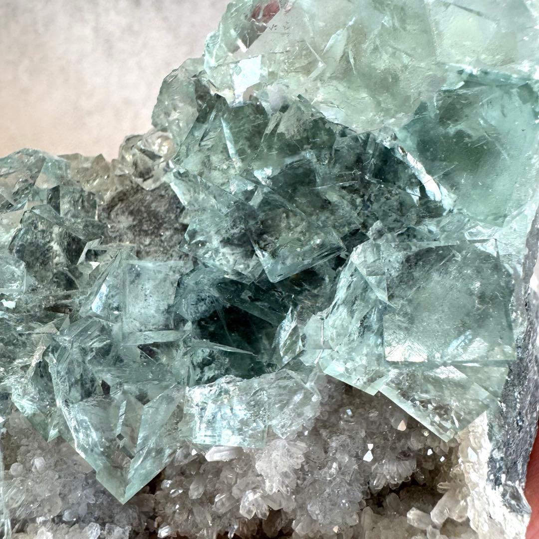 シャンファーリン　ブルーフローライト　原石