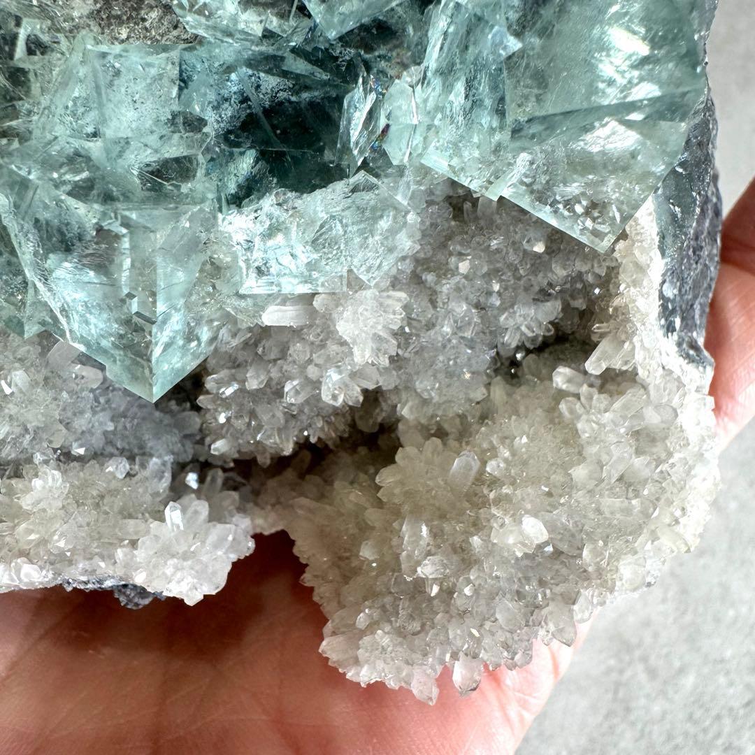 シャンファーリン　ブルーフローライト　原石