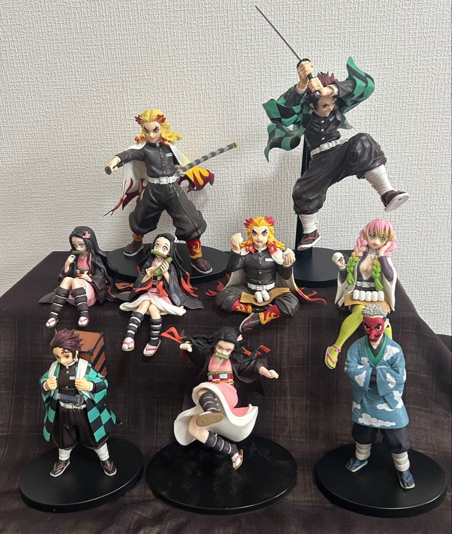 鬼滅の刃　フィギュア　 グッズ　まとめ売り　２5体