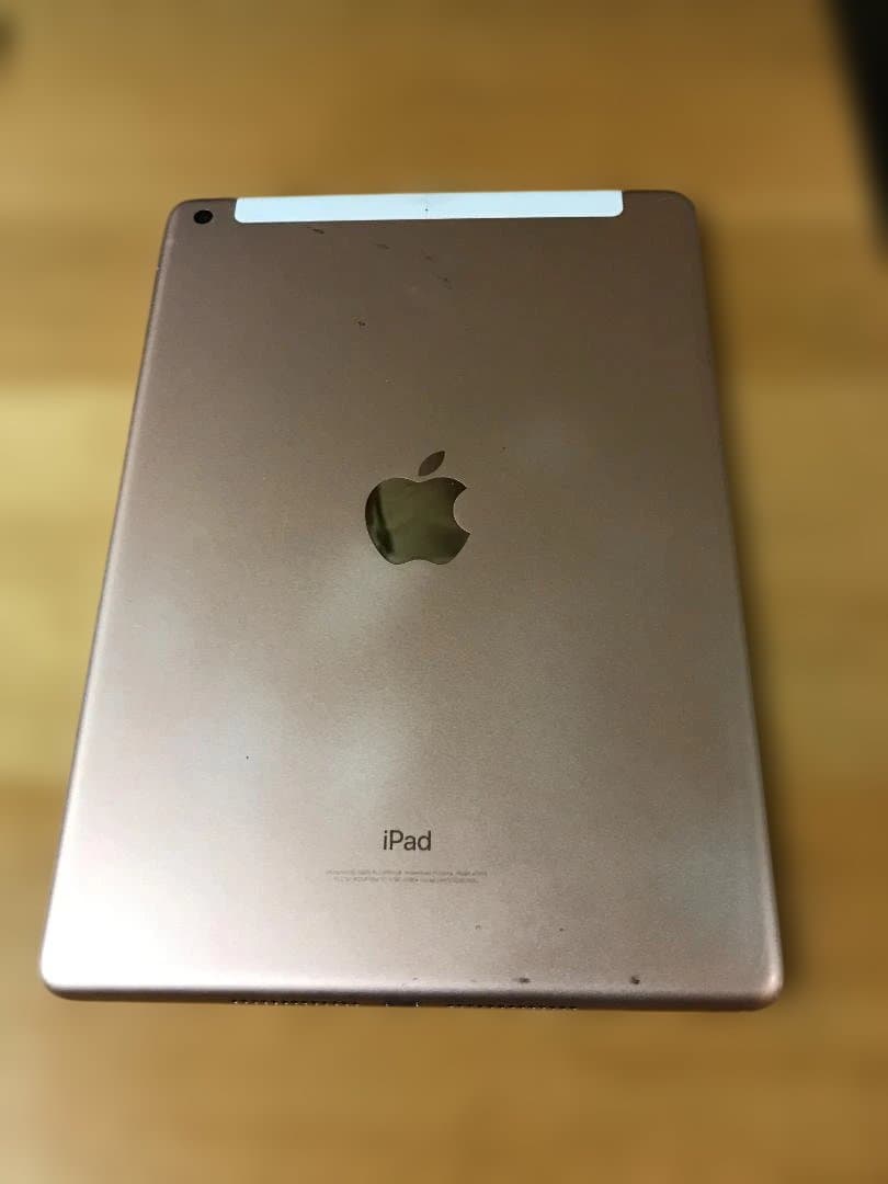 iPad 第6世代 32GB セルラーモデル ピンクゴールド【表示・動作確認済】