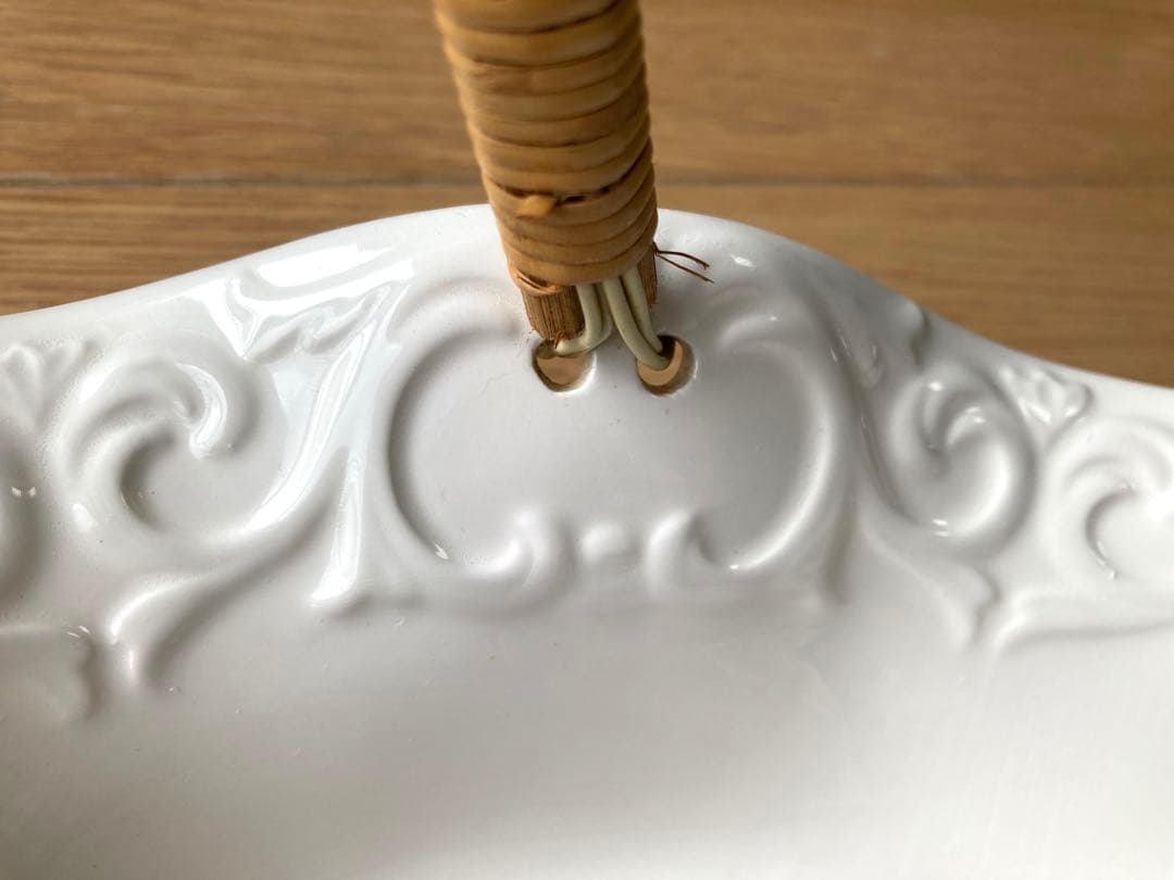 【昭和レトロ】花飾り付き 陶器製 バスケット 菓器 菓子入れ