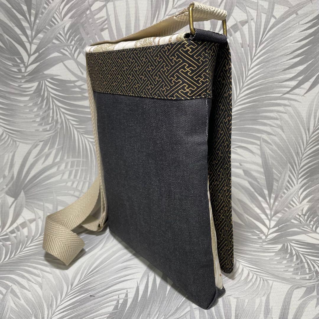 【セール4/30まで】 Lサコッシュ　金襴　四神【白虎】邪気を払い身を守る