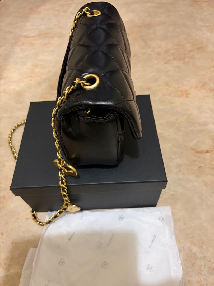 新品未使用　CHANEL ショルダーバッグ ハートチェーン ノベルティマトラッセ