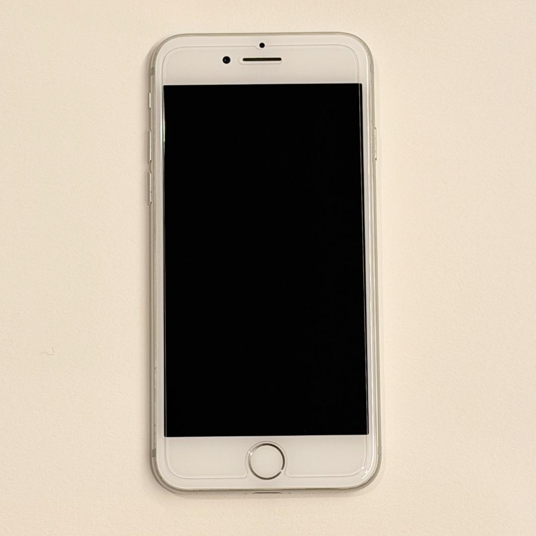 【極美品】iPhone7シルバー32GB SIMフリー バッテリー98%初期化済