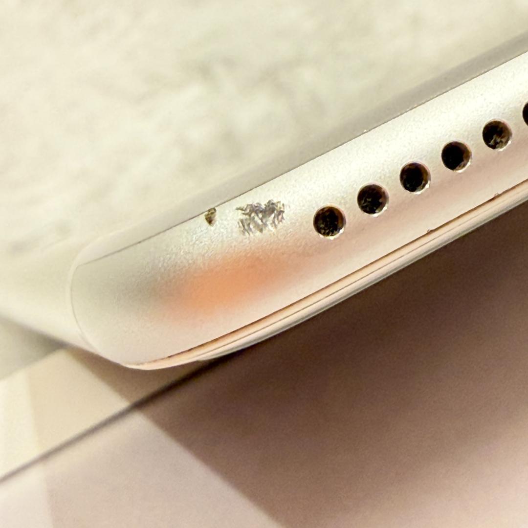 【極美品】iPhone7シルバー32GB SIMフリー バッテリー98%初期化済