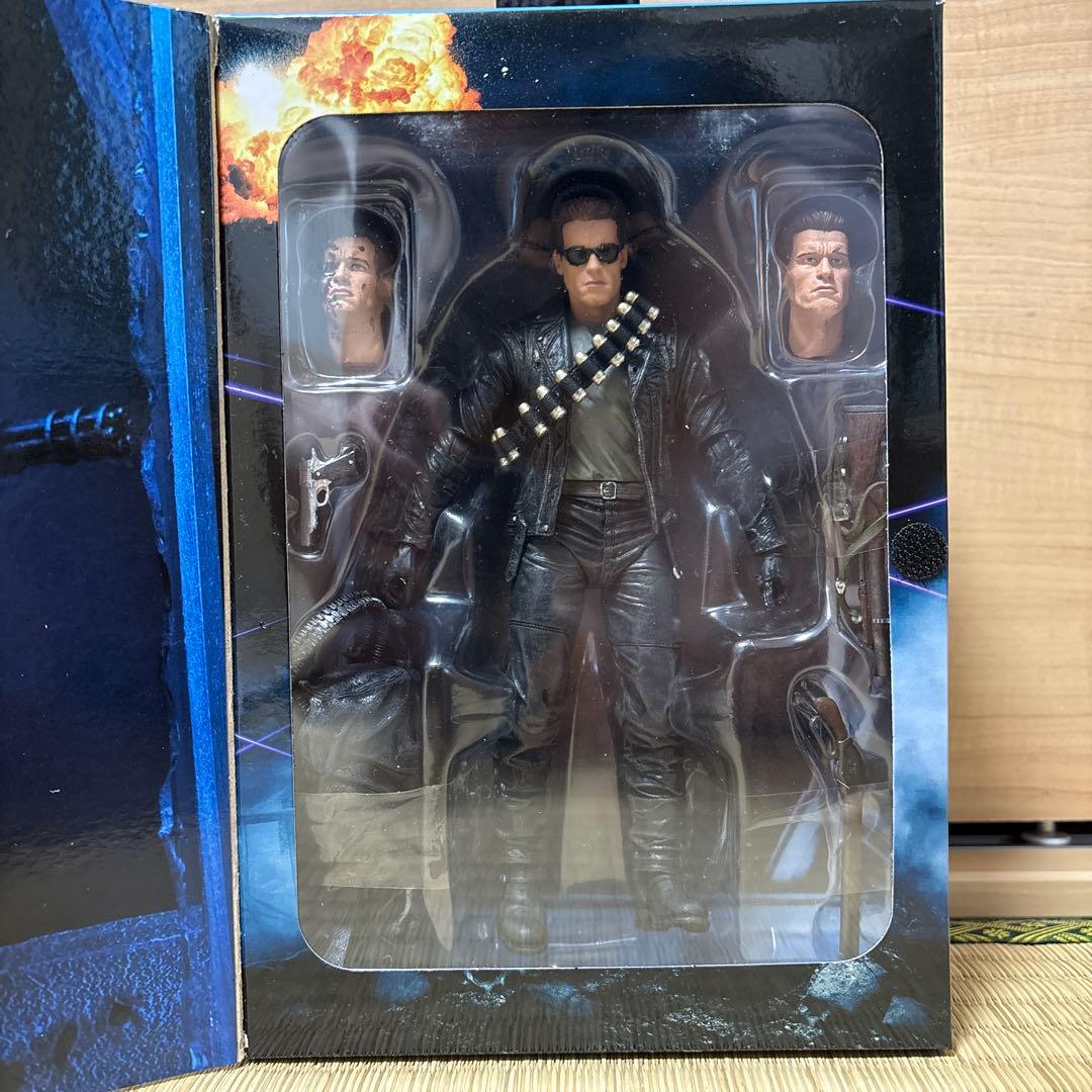 アルティメット T-800 7インチ アクションフィギュア[ネカ] NECA
