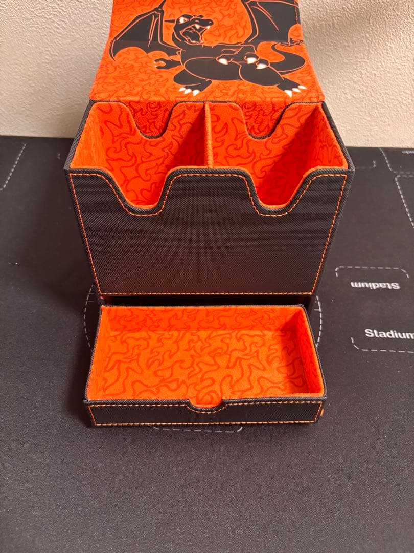 灼熱のリザードン プレミアム ダブルデッキボックス　本日限定9500→7500