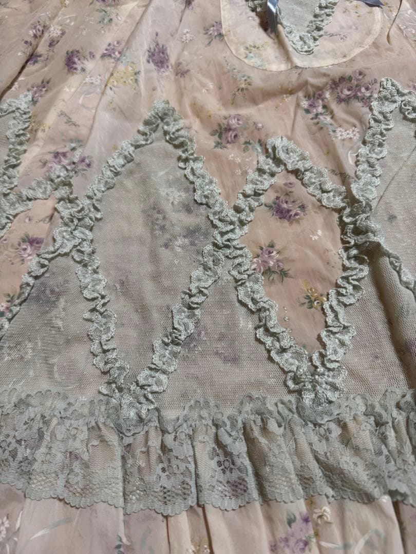 さえら Akiakane アキアカネ サロンエプロン クリーム色