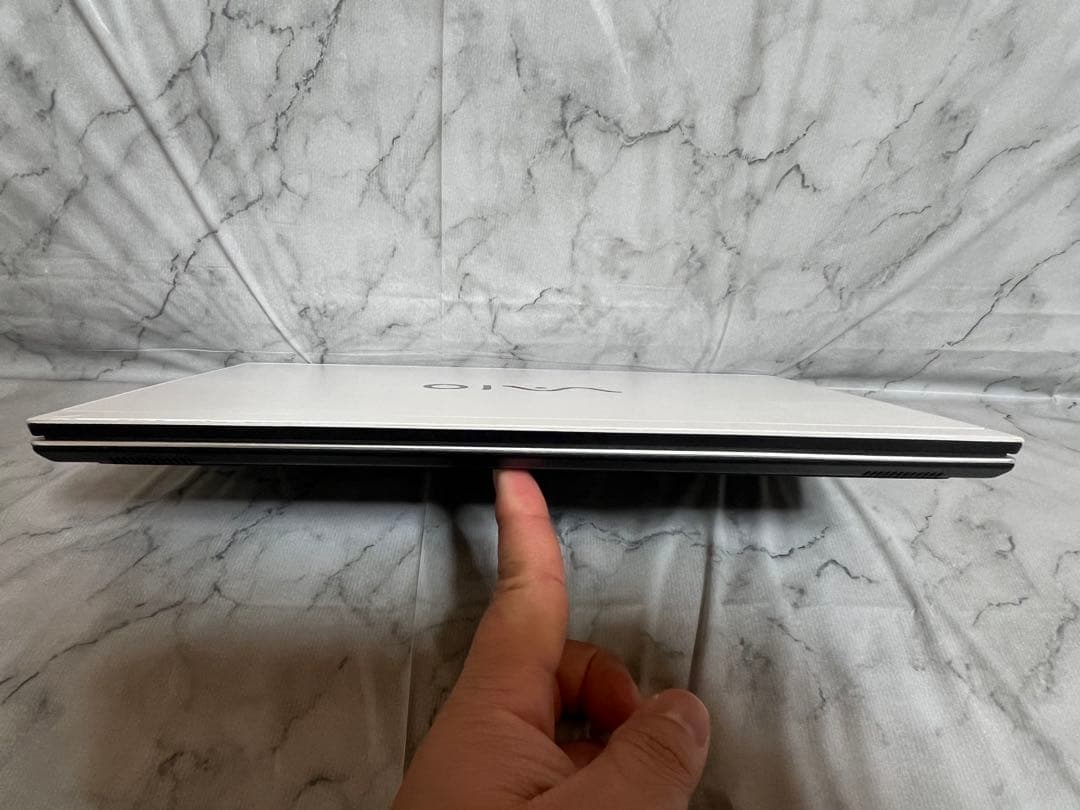 Windowsノート本体 VAIO VJPF11C11N Corei5-8265U 8GB/SSD256