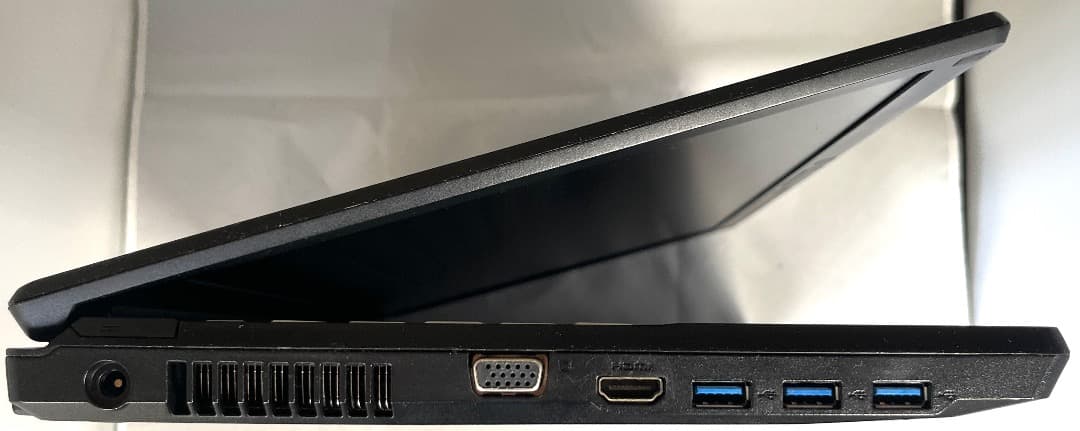 LIFEBOOK A576/P 第6世代Core i5-6300U Win11