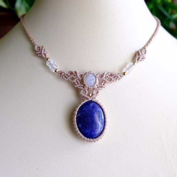 ラピスラズリ・ムーンストーン6月誕生石マクラメ編みチョーカーネックレス 3425