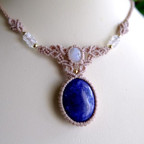 ラピスラズリ・ムーンストーン6月誕生石マクラメ編みチョーカーネックレス 3425