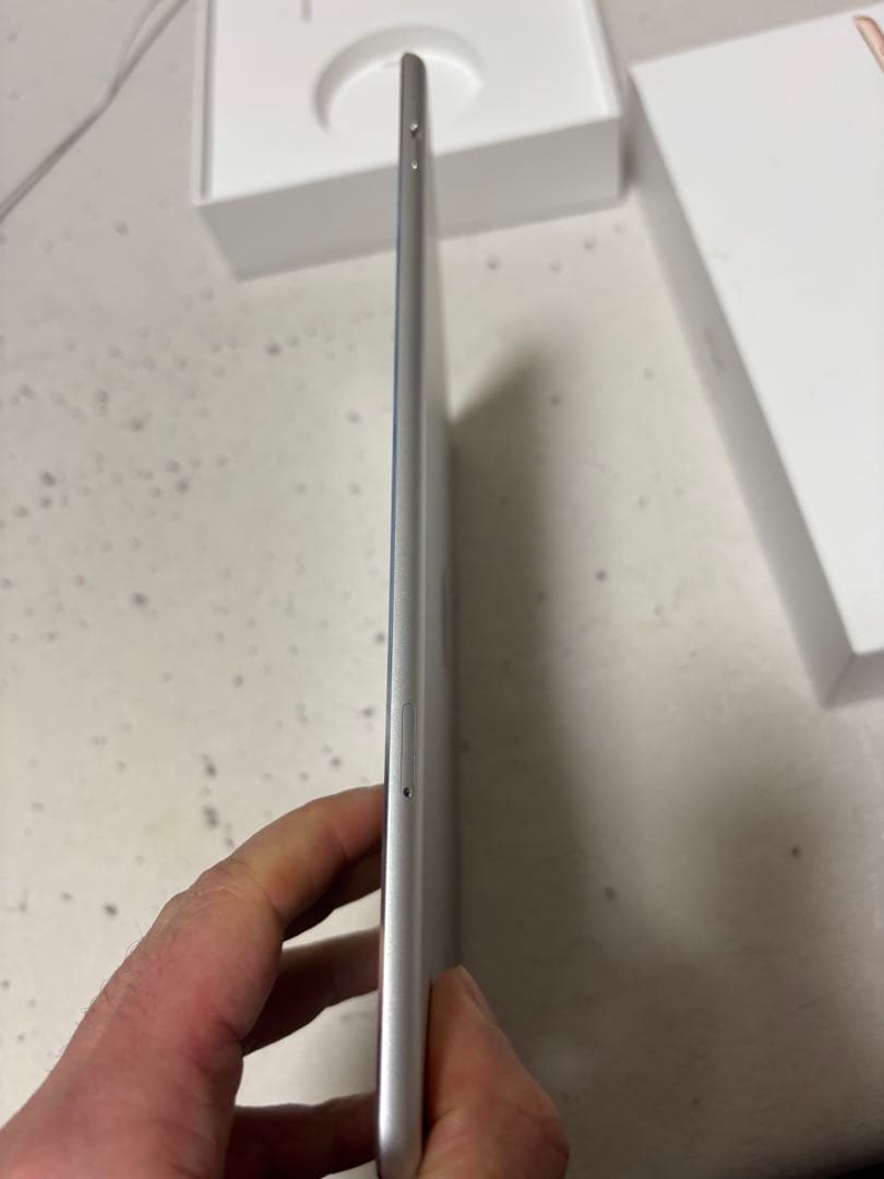 Apple iPad Air 2 32GB バッテリー93%