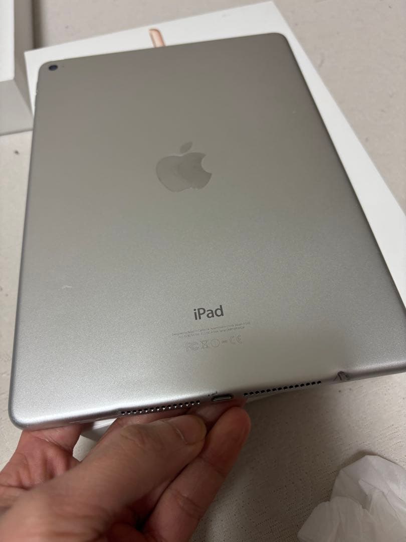 Apple iPad Air 2 32GB バッテリー93%