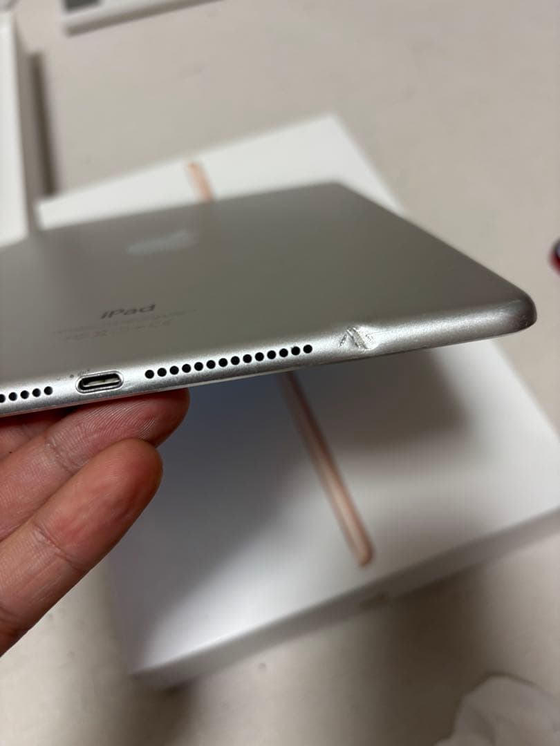 Apple iPad Air 2 32GB バッテリー93%