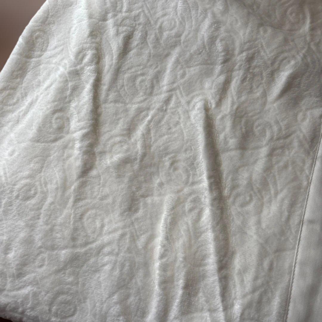 未使用　西川　シングル高級綿毛布140cm×200cm 白色　日本製