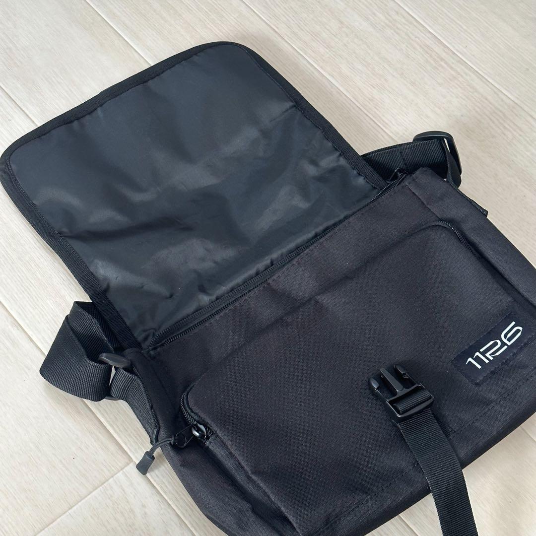 ATEEZ アチズ ウヨン カメラバッグ センイル MD