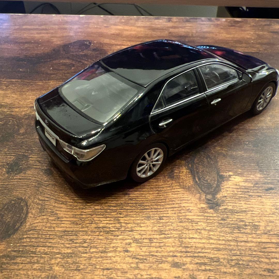 トヨタ マークX カラーサンプル ブラック