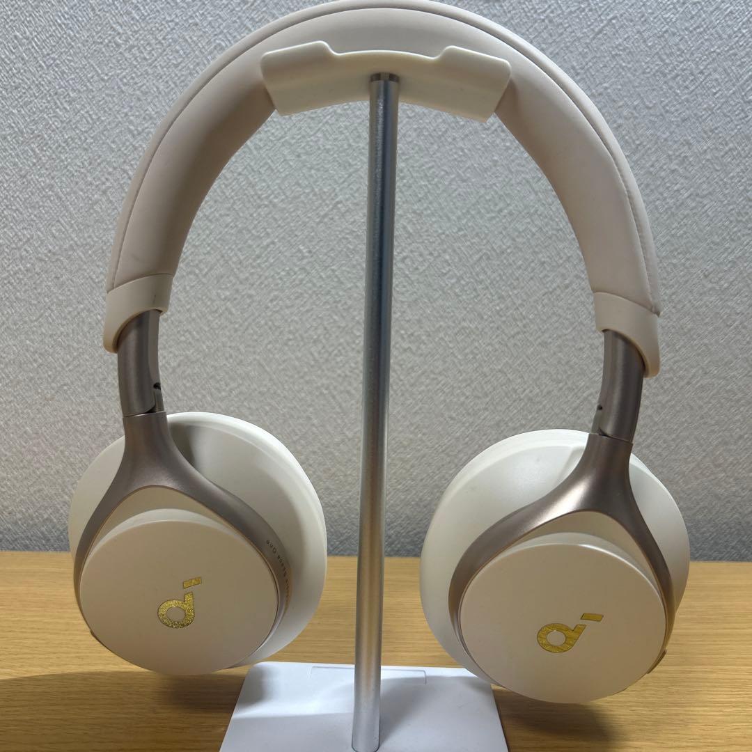 ホワイト ワイヤレスヘッドホン