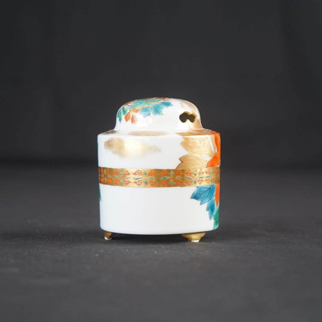 四代 上出喜山 九谷 極彩色鉄線文様 香炉 共箱 共布 保証品 茶道具