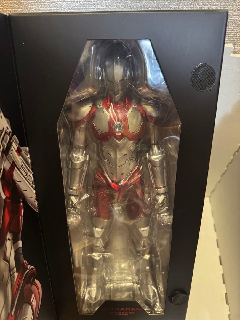 ウルトラマン 1/6 ULTRAMAN SUIT (Anime Version)
