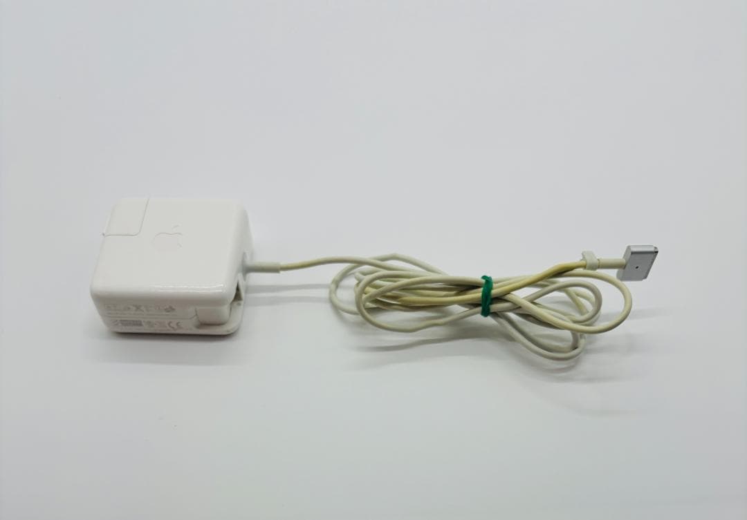 MacBook Air、Core i7、11\"（2013)、8GB, 128GB