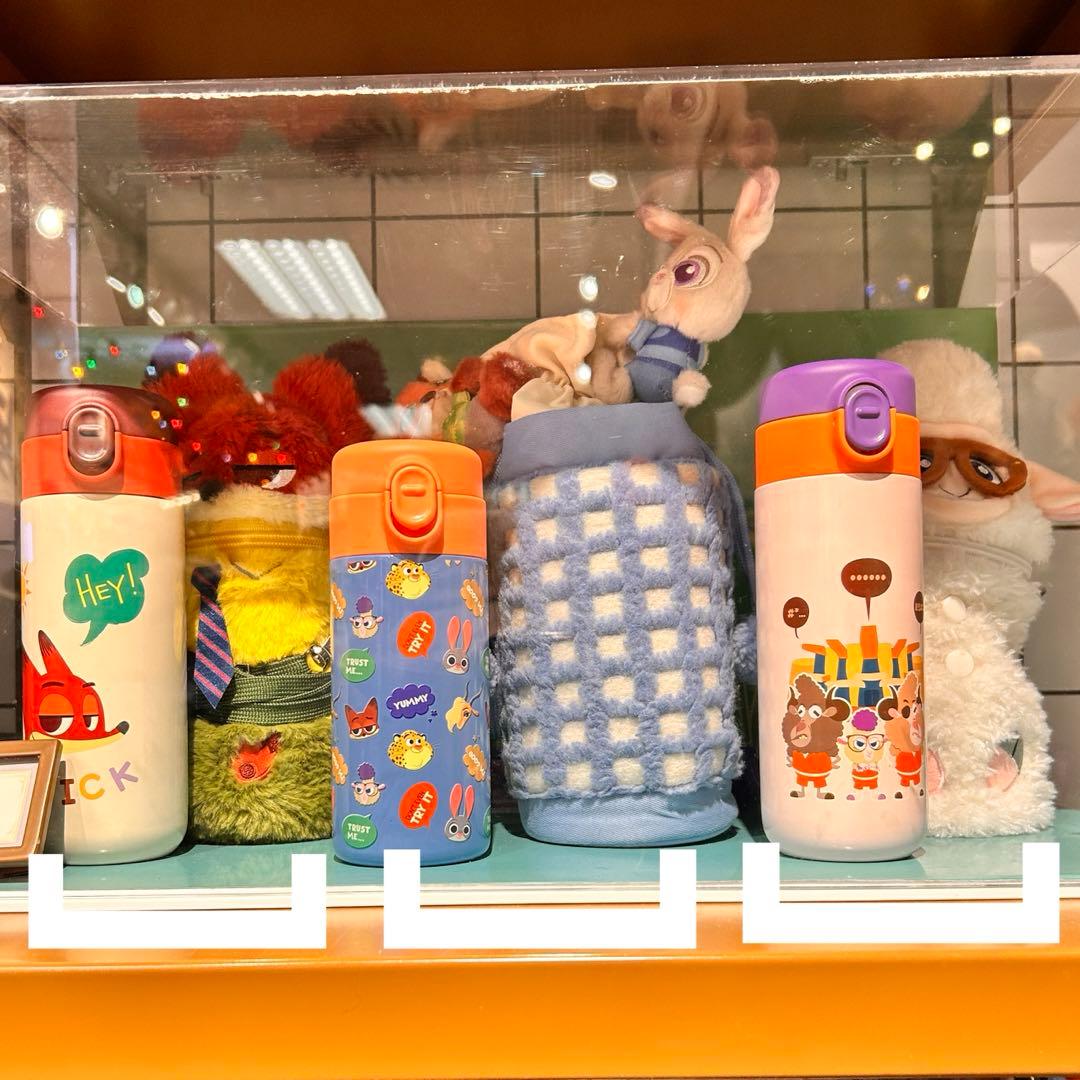 上海ディズニー　ズートピア　タンブラー　水筒　タンブラーカバー　ポシェット