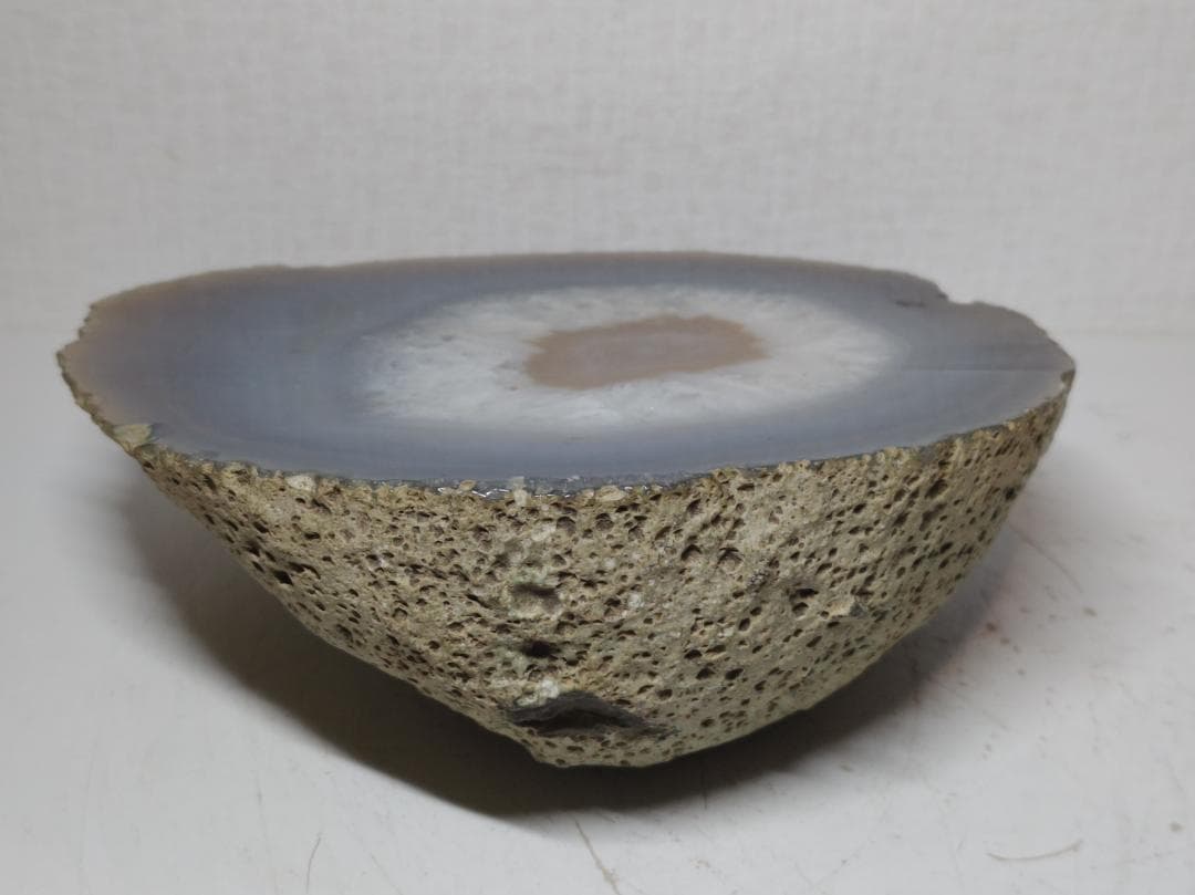 瑪瑙 3.6kg メノウ 原石 鑑賞石 自然石 誕生石 水石 鉱物 宝石 置石