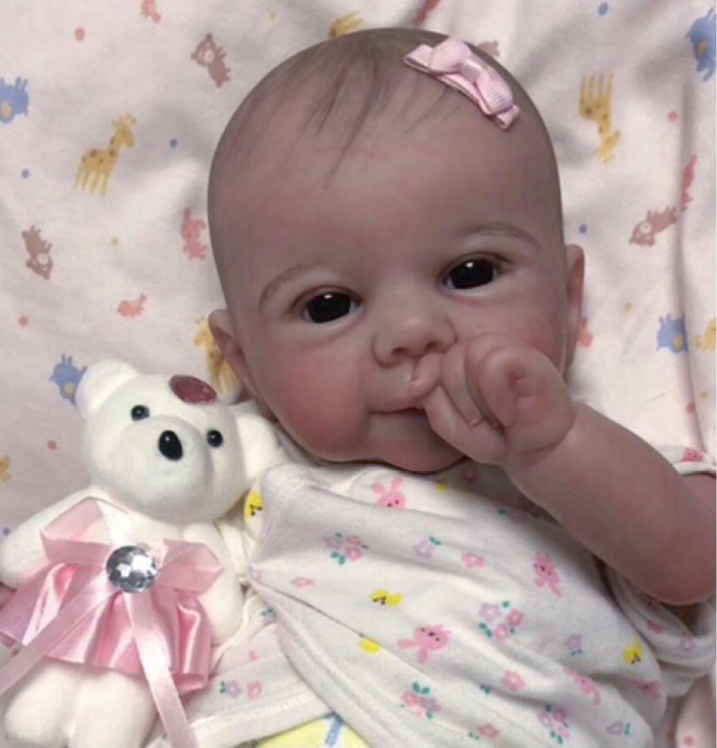 *・゜゜・*:にこやか赤ちゃん　リボーンドール。.:*・゜゜・*