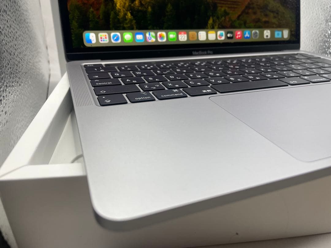 MacBook本体 Apple MacBook Pro M1 2020 8GB 512GB