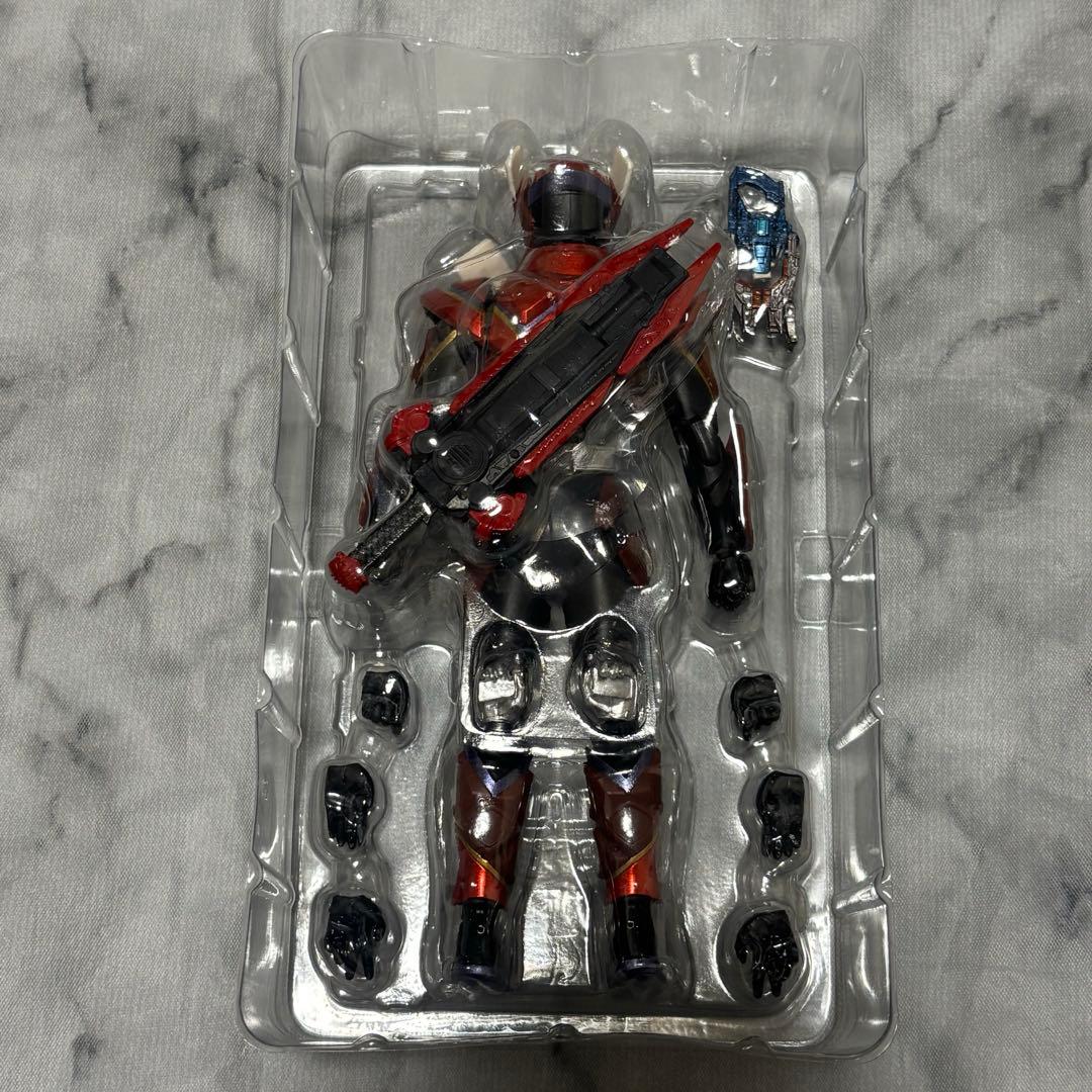 【開封未使用品】 S.H.figuarts 仮面ライダーヴァレン