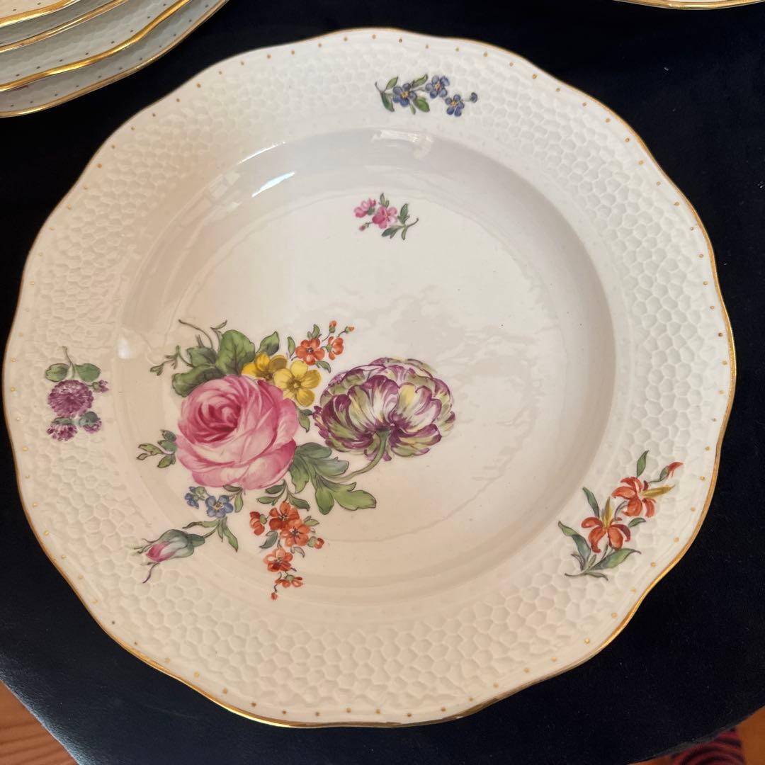   金彩花柄陶磁器 デイナープレートセット 廃盤