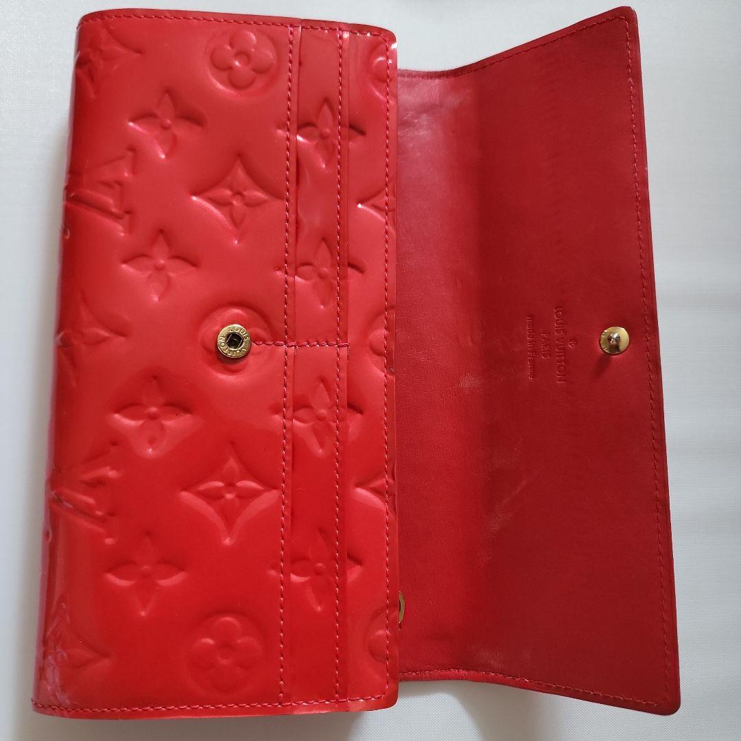 ルイヴィトン　財布　ポルトフォイユサラ　モノグラム　エナメル　レッド