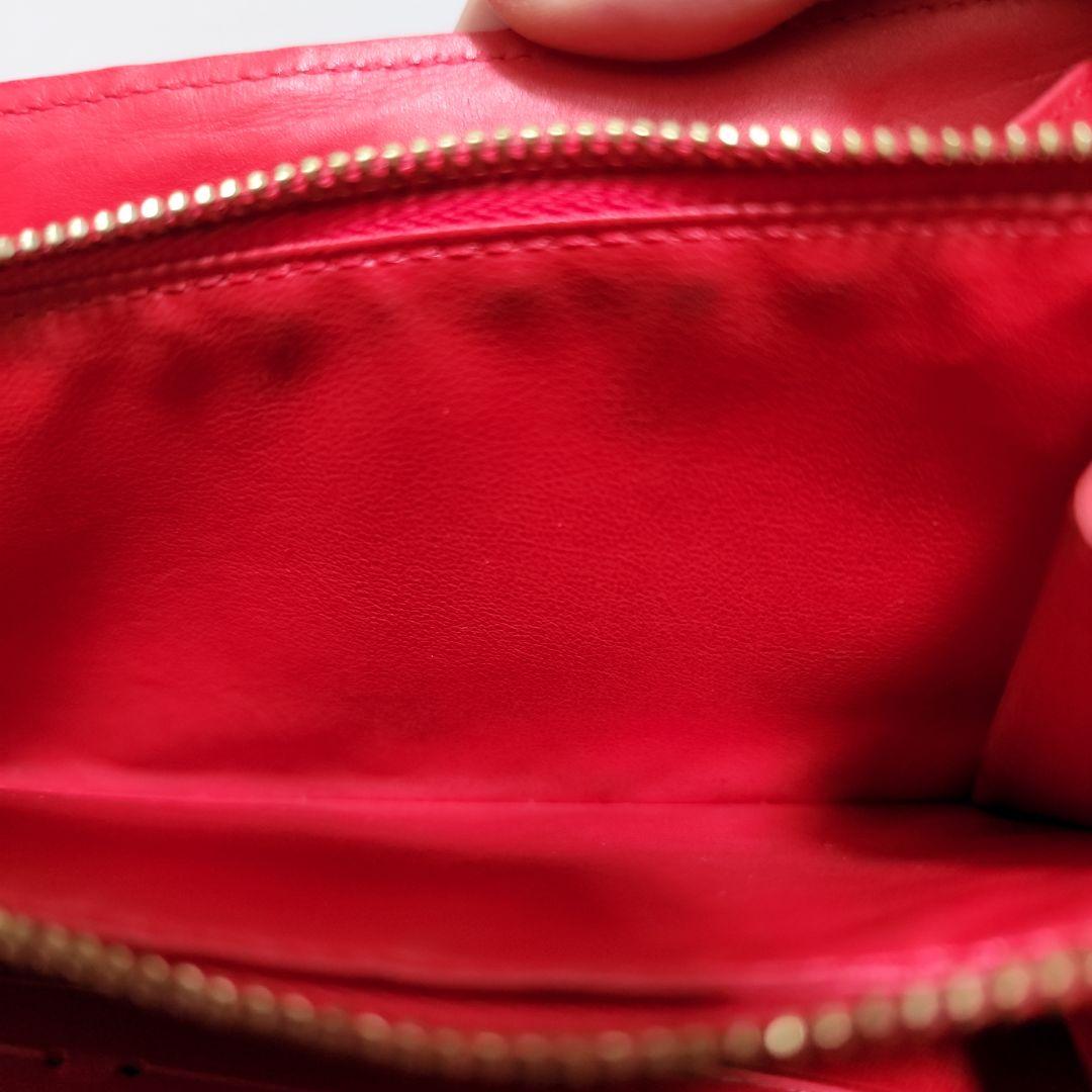 ルイヴィトン　財布　ポルトフォイユサラ　モノグラム　エナメル　レッド