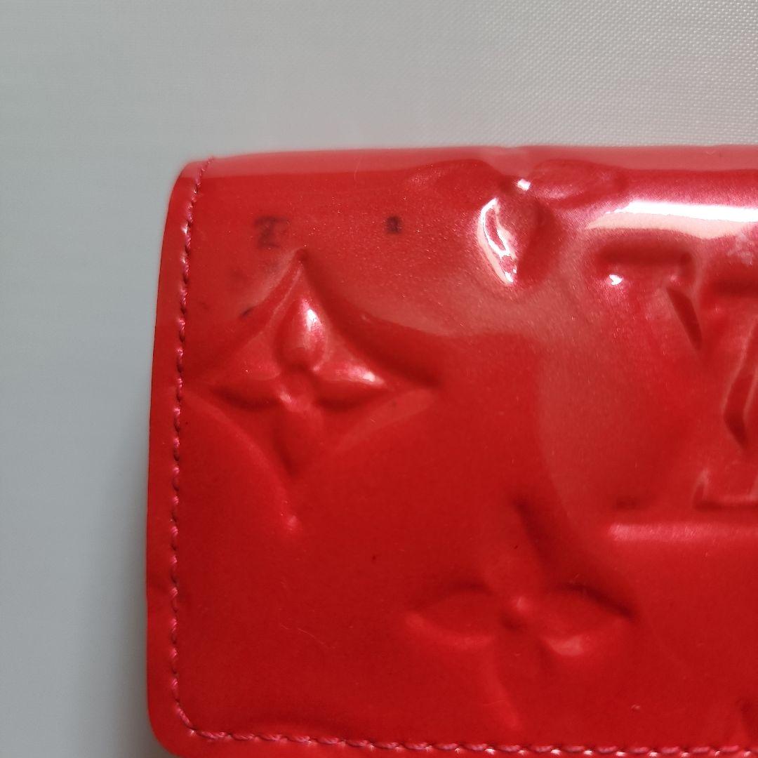 ルイヴィトン　財布　ポルトフォイユサラ　モノグラム　エナメル　レッド