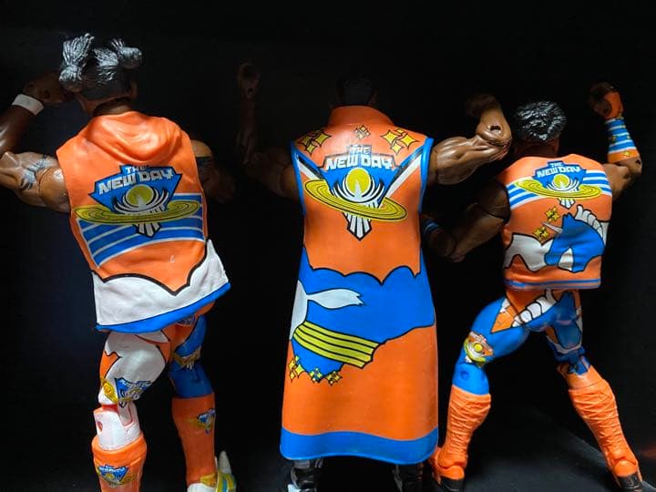 wwe フィギュア   ニュー・デイ　プロレスフィギュア