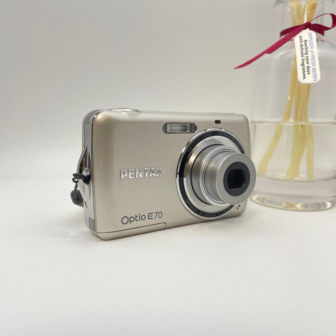 美品✨PENTAX Optio E70✨動作確認済 スマホ転送OK 単三電池♪