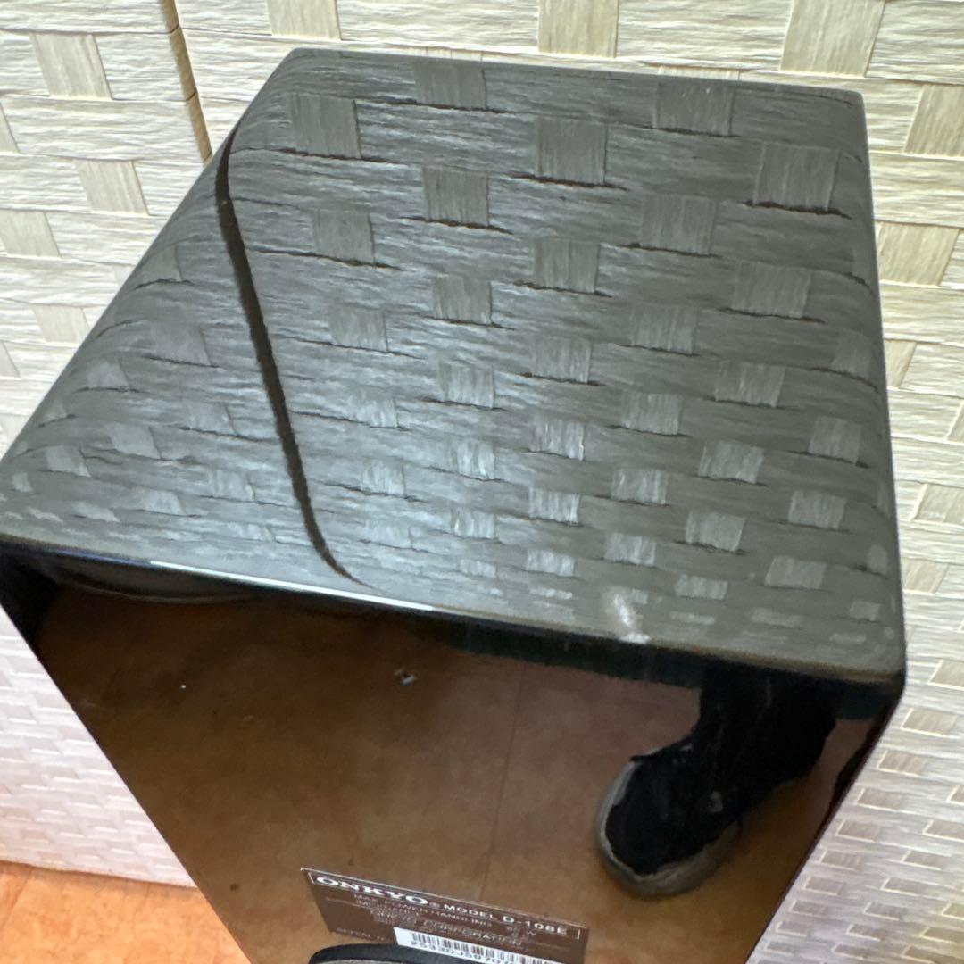 や1 ONKYO D-108E ペア スピーカー