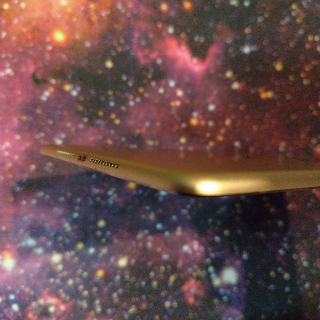 美品 ☆匿名配送☆iPad mini 4 Wi-Fi+Cellular 16GB