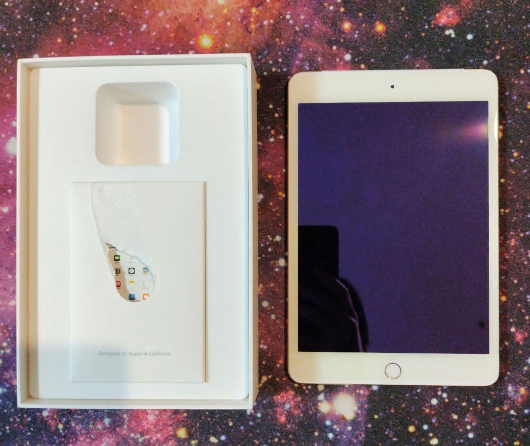 美品 ☆匿名配送☆iPad mini 4 Wi-Fi+Cellular 16GB