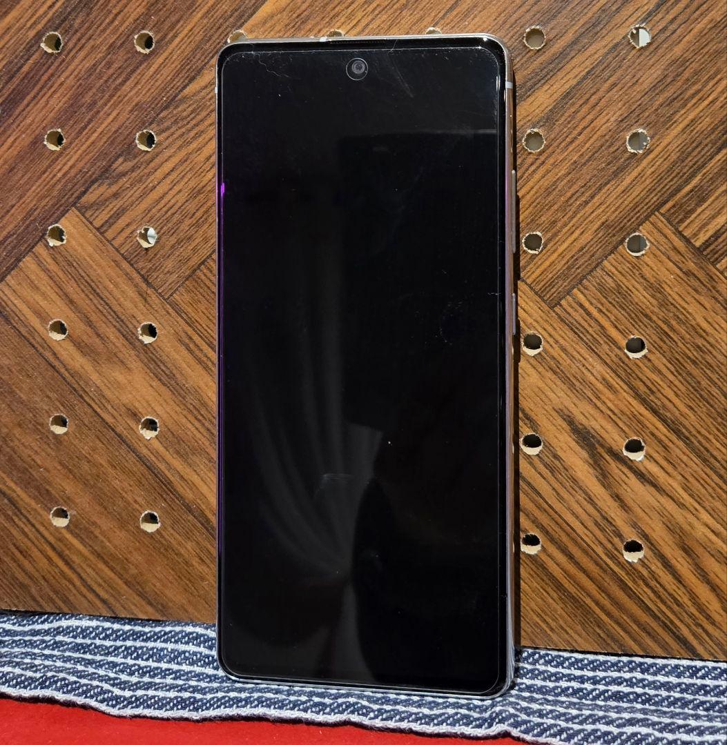 Samsung Galaxy A51 5G ホワイト◆au版シムフリー◆