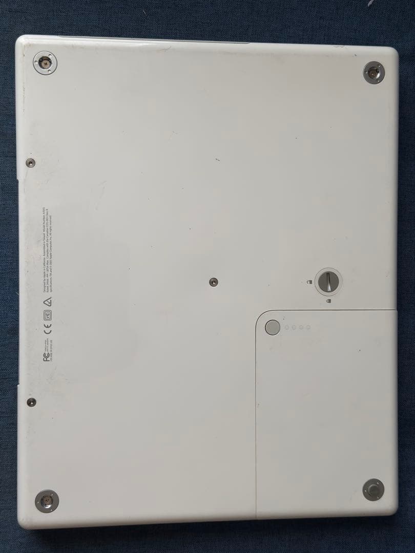 MacBook本体 Apple iBook G4 1GHz