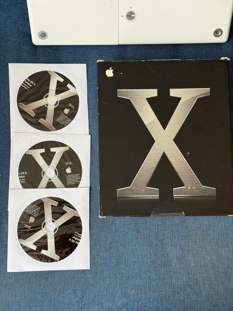 MacBook本体 Apple iBook G4 1GHz