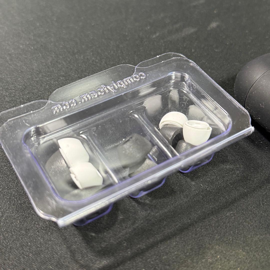 青*様 AirPods Pro 第2世代 Lightning+ ケース キーホル