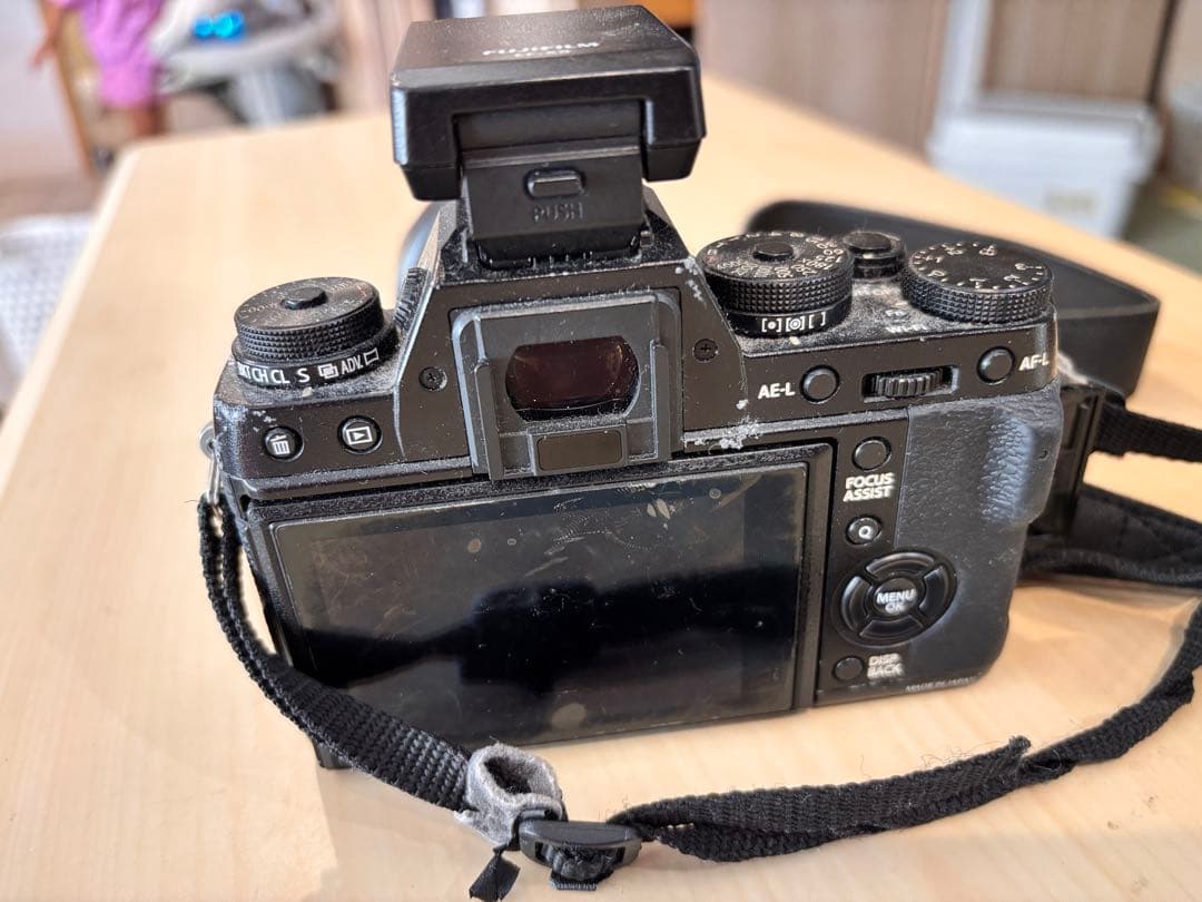 Fujifilm X-T1 ミラーレスカメラ 18-55mmレンズ付き