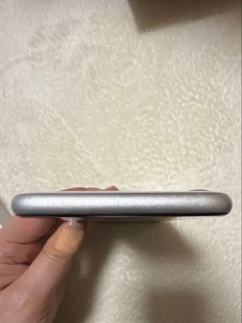 Apple iPhone SE第2世代256GB ホワイト 本体