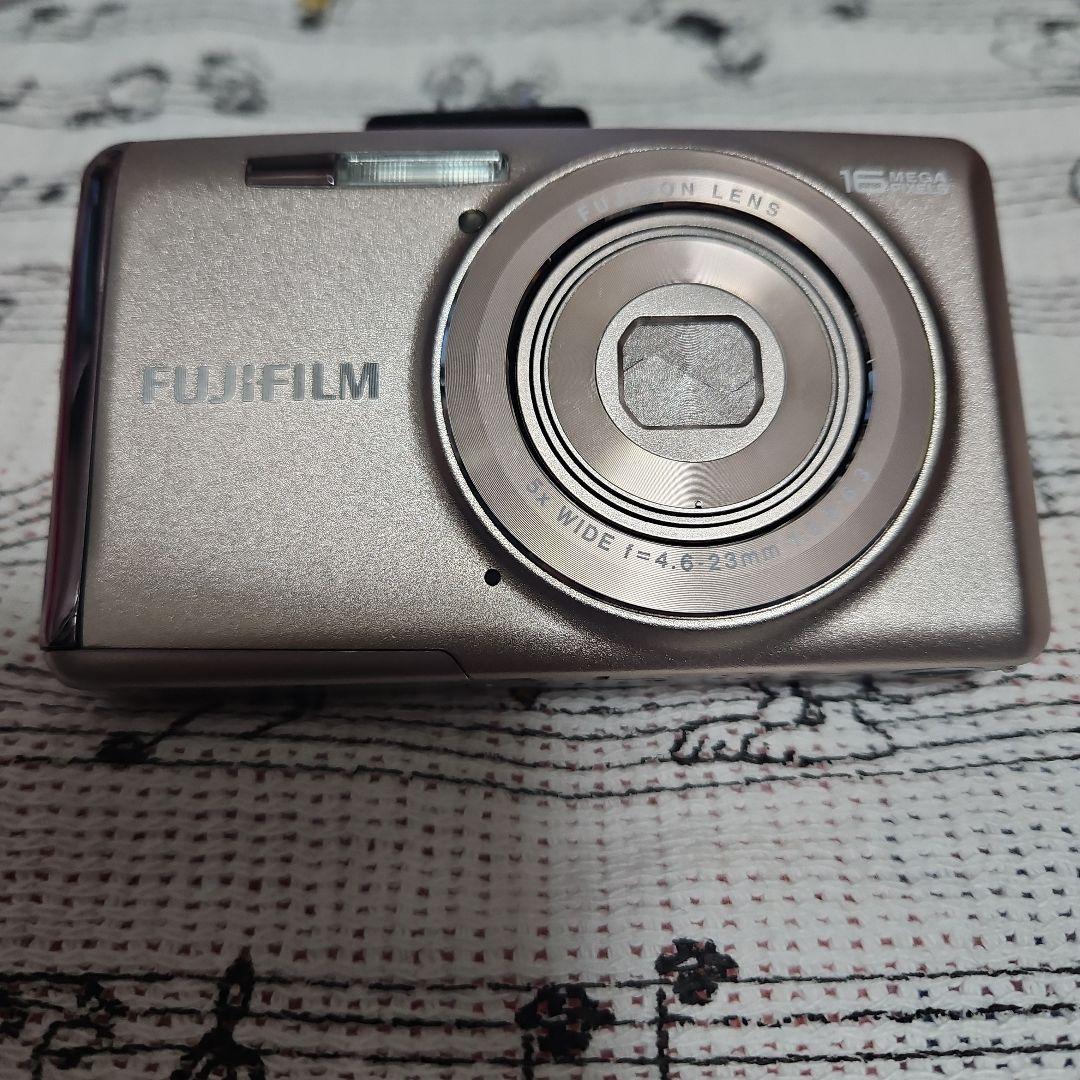 FinePix　Fujifilm 16メガピクセル デジタルカメラ　動作確認済